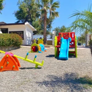 Parco giochi per bambini del Villaggio Camping da Mario
