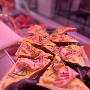 Preparazione con pancetta della Macelleria Carni Sabatini