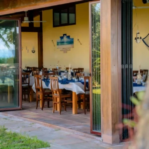 Vista ravvicinata Esterno ristorante del Magic Beach