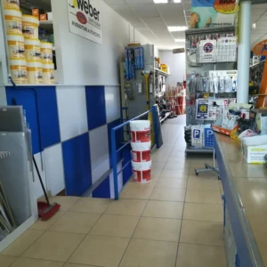 Interno del negozio da Brico Edil Dardano