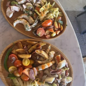 Due taglieri misti visti dall'alto da La Baracca