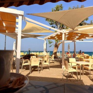 Esterno con gazebo Bar Maremoto