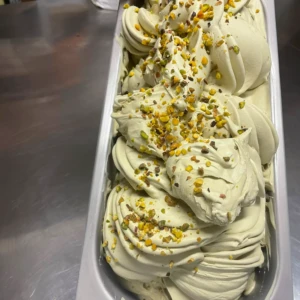 Gelato al pistacchio con granella di pistacchio di Antonio Palmieri Pasticceria
