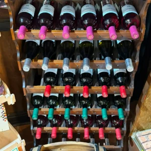 Scaffale vini in bottiglia La Baracca